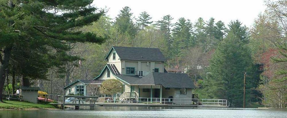 Mill House Lodge フラット・ロック エクステリア 写真